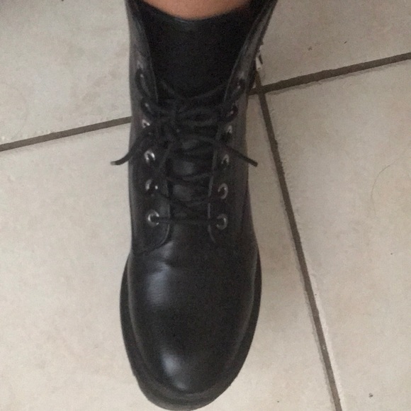 Platform boots - Picture 3 of 3